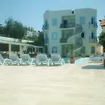 Merve Apartments, Your From In Bodrum, Street Cats Frequent The Property, Not Have Balconies , Ground Floor Have Terrace With Table And Chairs 4* Bodrum